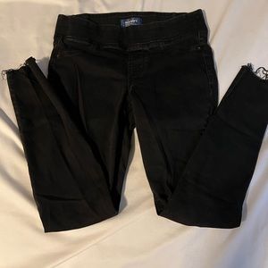 Old navy rockstar jeans size 6